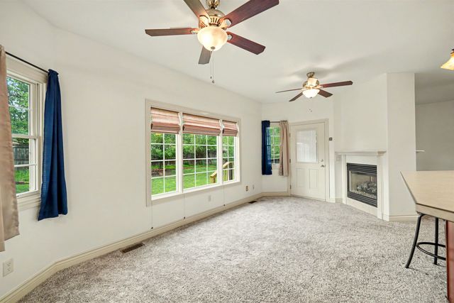 2515 Stonepost Lane, Salina, KS 67401