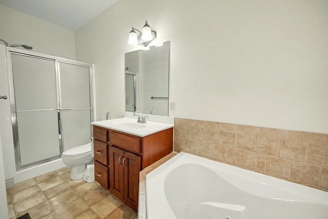 2515 Stonepost Lane, Salina, KS 67401