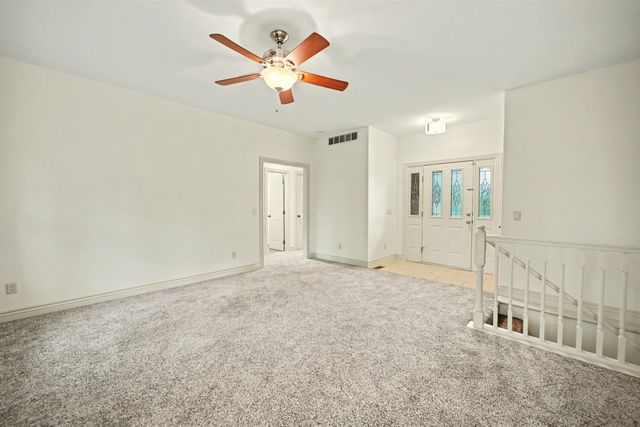 2515 Stonepost Lane, Salina, KS 67401
