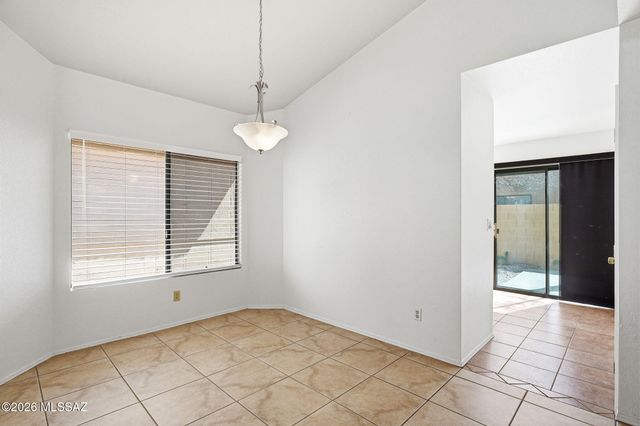 200 E Ridgeland Street, Oro Valley, AZ 85737