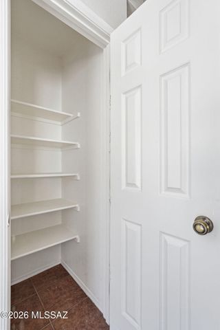 200 E Ridgeland Street, Oro Valley, AZ 85737