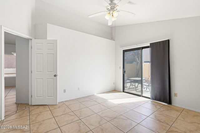 200 E Ridgeland Street, Oro Valley, AZ 85737