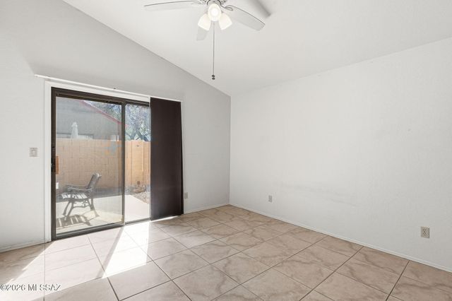 200 E Ridgeland Street, Oro Valley, AZ 85737