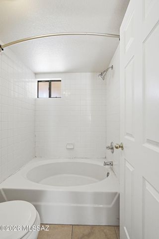 200 E Ridgeland Street, Oro Valley, AZ 85737