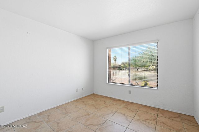 200 E Ridgeland Street, Oro Valley, AZ 85737