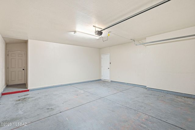 200 E Ridgeland Street, Oro Valley, AZ 85737