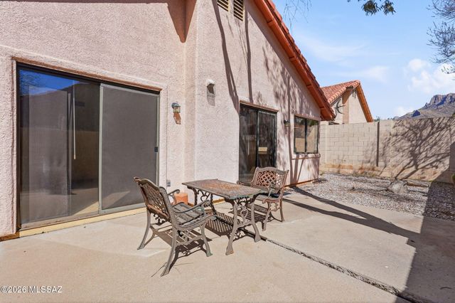 200 E Ridgeland Street, Oro Valley, AZ 85737