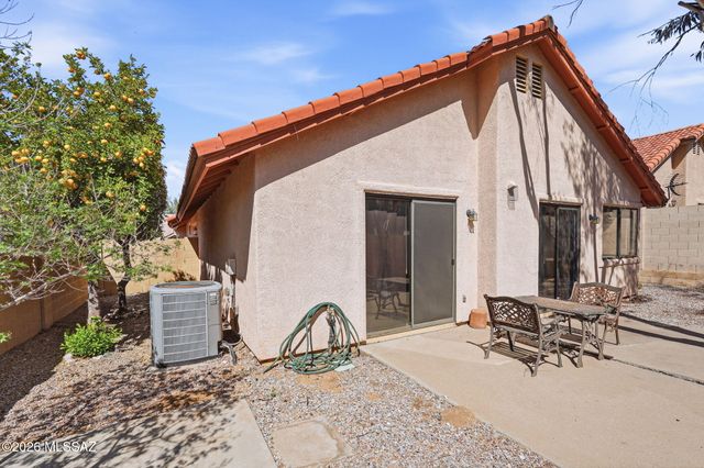 200 E Ridgeland Street, Oro Valley, AZ 85737