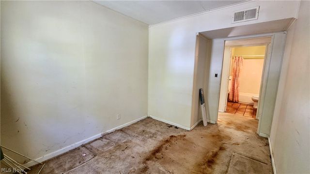 863 North, Painesville, OH 44077