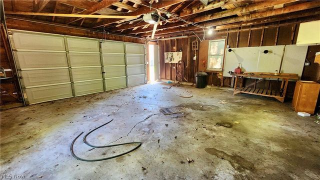 863 North, Painesville, OH 44077
