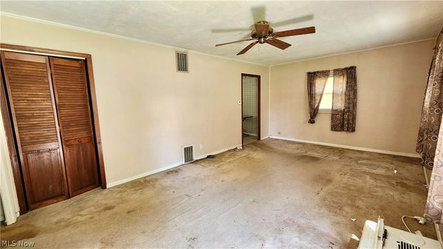 863 North, Painesville, OH 44077