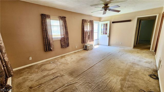 863 North, Painesville, OH 44077