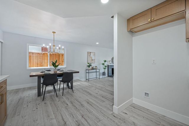 8837 Garden Glen Way, Sacramento, CA 95826