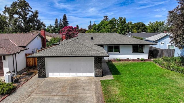 8837 Garden Glen Way, Sacramento, CA 95826