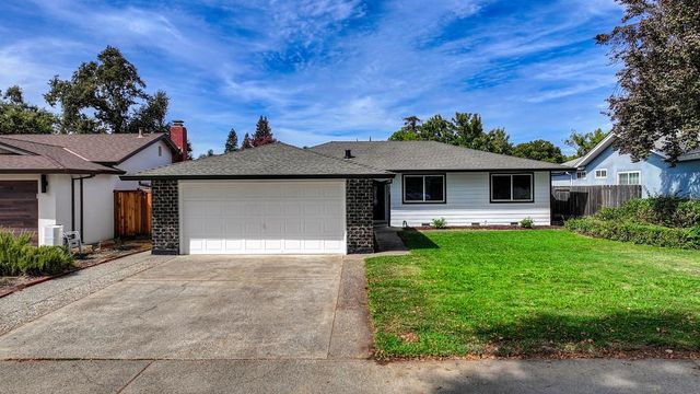 8837 Garden Glen Way, Sacramento, CA 95826