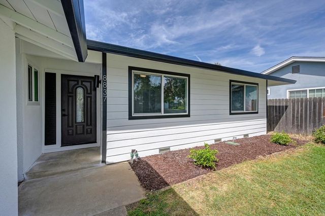 8837 Garden Glen Way, Sacramento, CA 95826