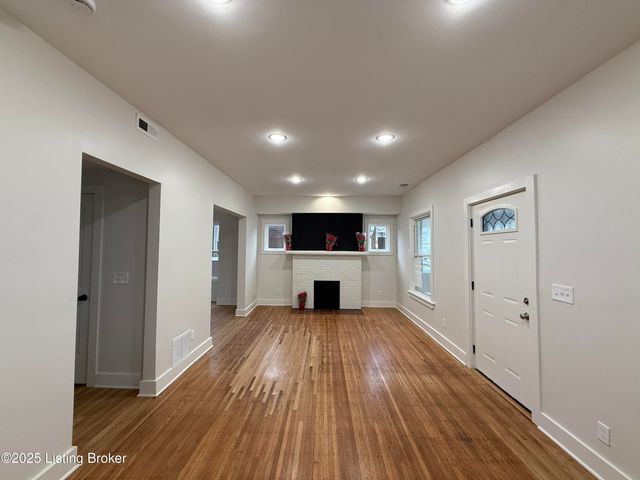 730 Hazel St 201, Louisville, KY 40211