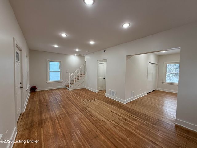 730 Hazel St 201, Louisville, KY 40211