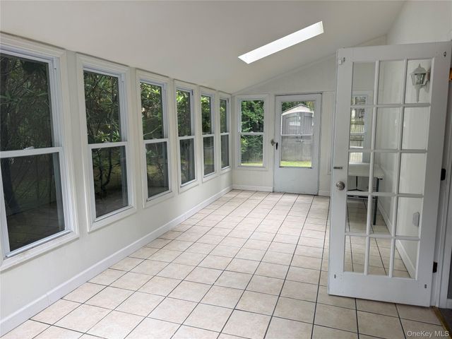 63 Chaucer Street, Hartsdale, NY 10530