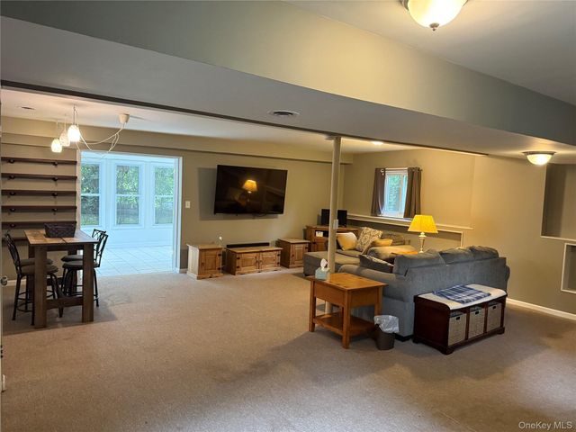 63 Chaucer Street, Hartsdale, NY 10530
