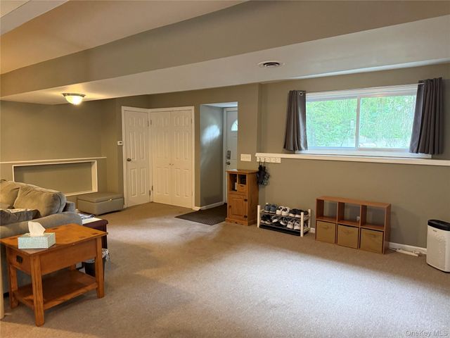 63 Chaucer Street, Hartsdale, NY 10530