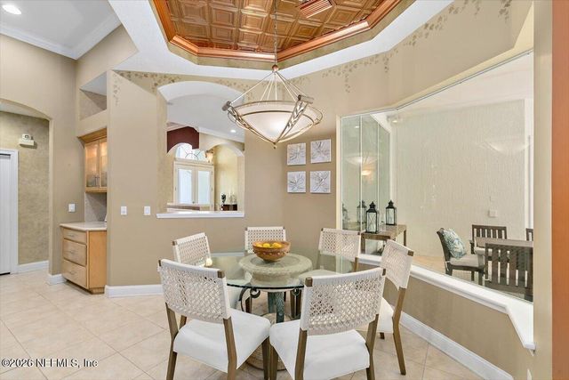 380 CLEARWATER Drive, Ponte Vedra Beach, FL 32082