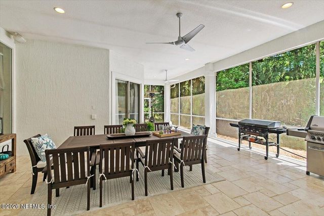 380 CLEARWATER Drive, Ponte Vedra Beach, FL 32082