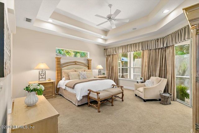 380 CLEARWATER Drive, Ponte Vedra Beach, FL 32082