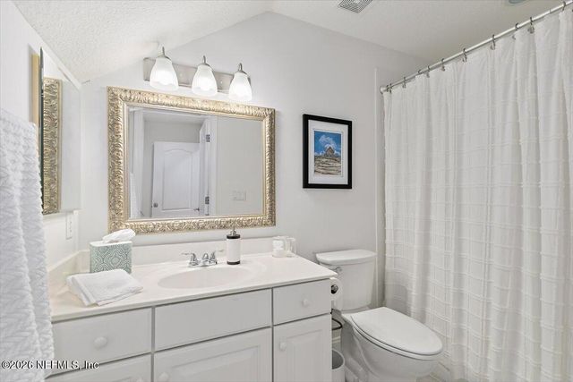 380 CLEARWATER Drive, Ponte Vedra Beach, FL 32082