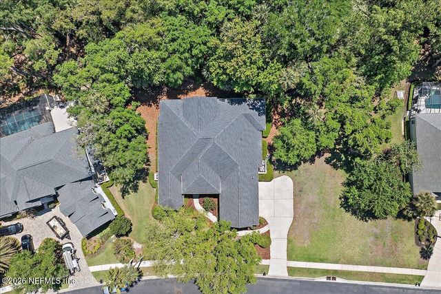 380 CLEARWATER Drive, Ponte Vedra Beach, FL 32082