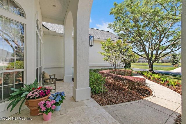 380 CLEARWATER Drive, Ponte Vedra Beach, FL 32082