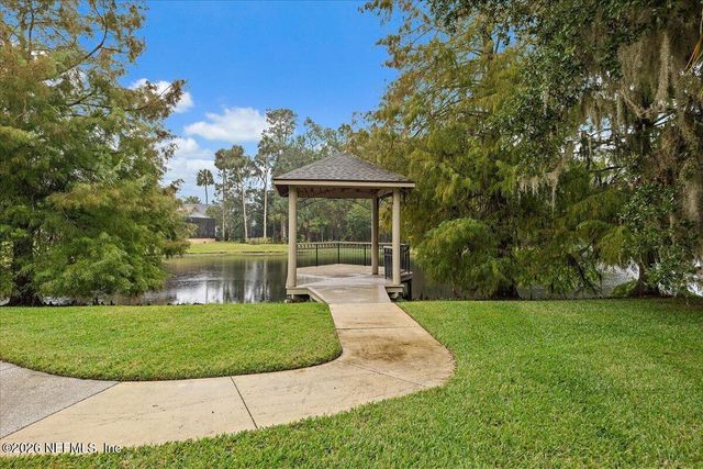 380 CLEARWATER Drive, Ponte Vedra Beach, FL 32082