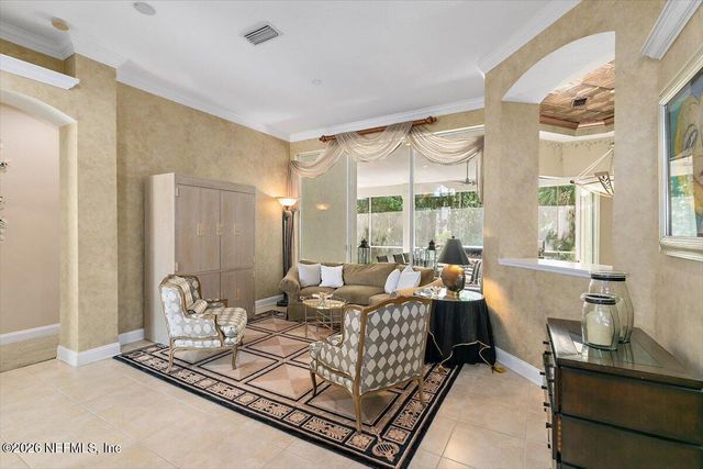 380 CLEARWATER Drive, Ponte Vedra Beach, FL 32082