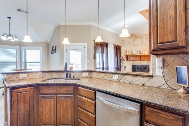 10001 County Road 519, Burleson, TX 76028