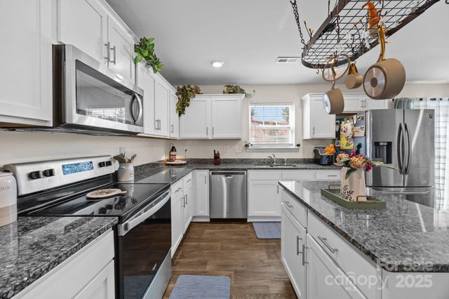 321 Kingsford Drive, Stanley, NC 28164