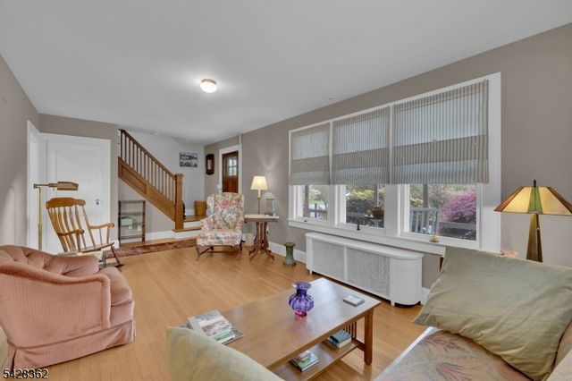 199 N Bridge St, Somerville Boro, NJ 08876