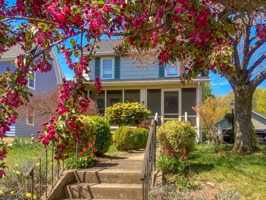 199 N Bridge St, Somerville Boro, NJ 08876