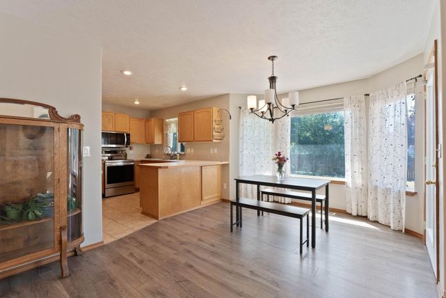 17813 N Lidgerwood St, Colbert, WA 99005