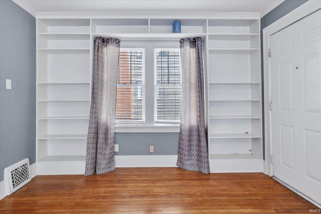 625 E Eckman Street, South Bend, IN 46614