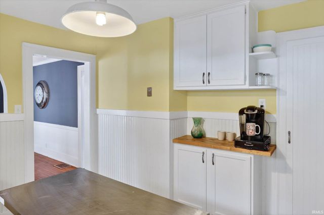 625 E Eckman Street, South Bend, IN 46614