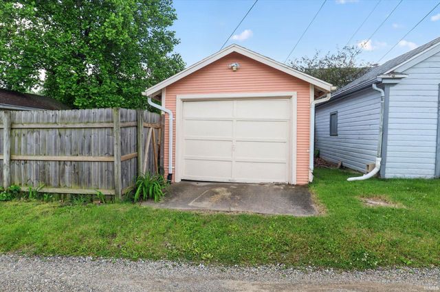 625 E Eckman Street, South Bend, IN 46614