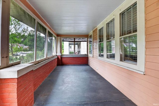 625 E Eckman Street, South Bend, IN 46614