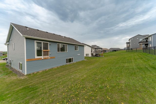 1644 Brandt Drive NE, Byron, MN 55920