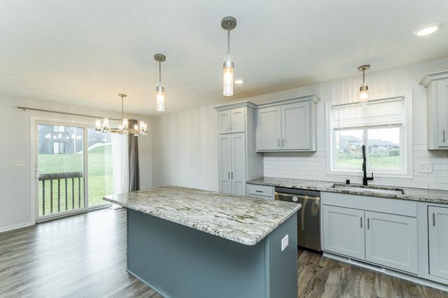 1644 Brandt Drive NE, Byron, MN 55920