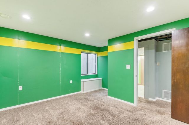 1524 E Selma Ave, Wichita, KS 67216