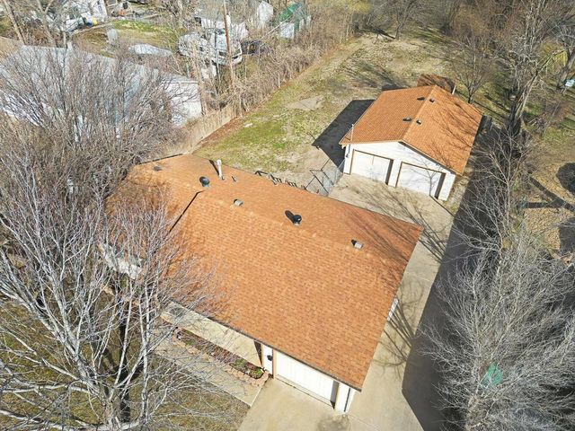 1524 E Selma Ave, Wichita, KS 67216