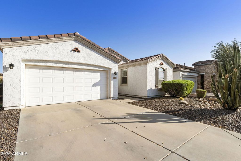 4284 E SOURWOOD Drive, Gilbert, AZ 85298 — exterior