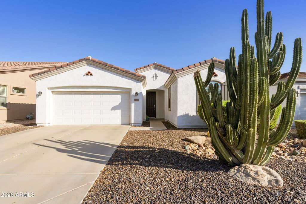 4284 E SOURWOOD Drive, Gilbert, AZ 85298 — photo 2