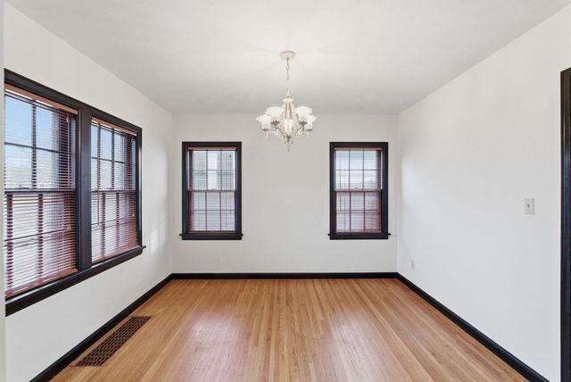 430 N Battin St, Wichita, KS 67208