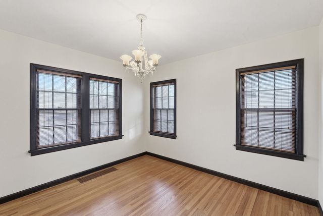 430 N Battin St, Wichita, KS 67208